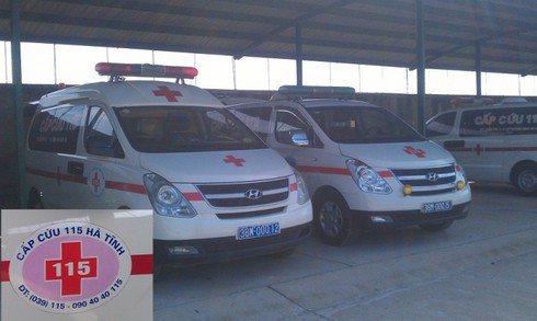 CSGT Hà Tĩnh đề nghị thu hồi biển số xanh của xe cấp cứu 115 tư nhân - ảnh 1