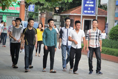 Trường THPT Chuyên Hà Tĩnh có 8 em đạt từ 27 điểm trở lên - ảnh 1