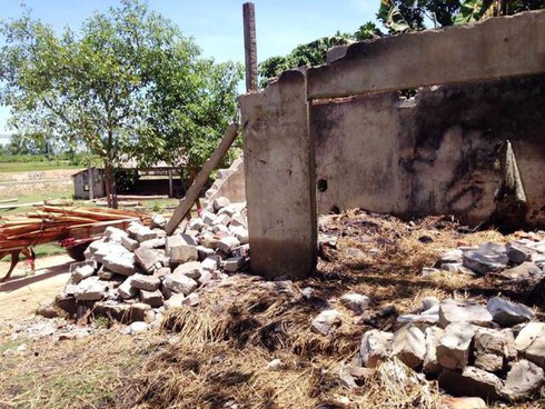 Nghệ An: Hàng loạt nhà chứa rơm bốc cháy, người dân bất an - ảnh 1