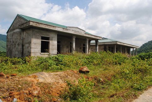 Dự án tái định cư dân vạn đò thành bãi chăn bò - ảnh 1