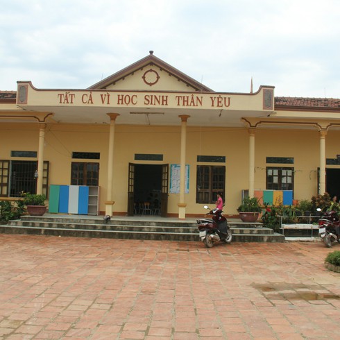 Nghệ An: Con thứ 3 không được học mầm non - Biết sai nhưng phải chịu - ảnh 1