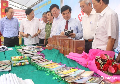 Hà Tĩnh: Tổ chức ngày sách Việt Nam lần thứ 4 - ảnh 1
