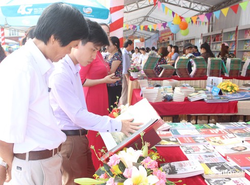 Hà Tĩnh: Tổ chức ngày sách Việt Nam lần thứ 4 - ảnh 2