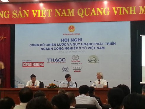 Sản lượng ô tô đề ra vẫn còn hạn chế - ảnh 1