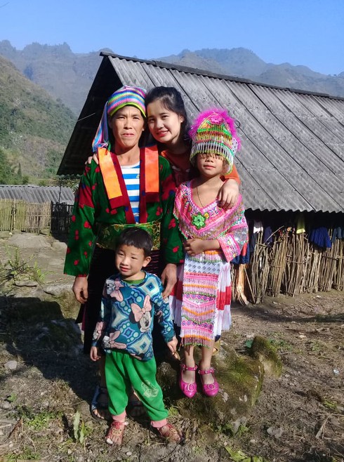2 năm thay đổi số phận cô gái Mông trong nhà 'người dưng' Hà Nội