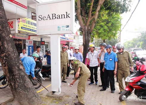 Nghệ An: Người dân tự đập bỏ bậc tam cấp, trả lại vỉa hè cho người đi bộ - ảnh 6