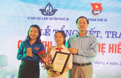 Bức thư gửi mẹ đã khuất của nữ sinh lớp 9 khiến nhiều người rơi nước mắt - ảnh 1