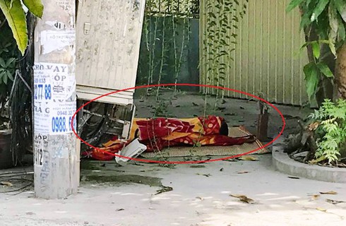 Nghệ An: Phát hiện nam thanh niên treo cổ trước quán cà phê - ảnh 1