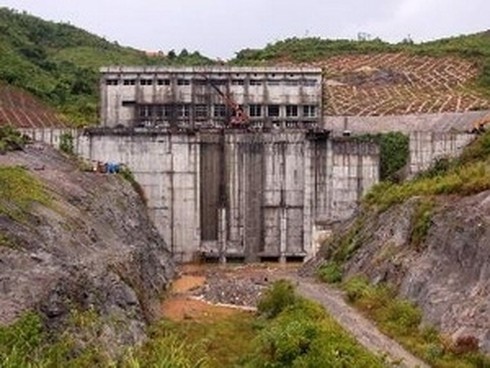 Kiểm tra phương án sơ tán dân thủy điện sông Tranh