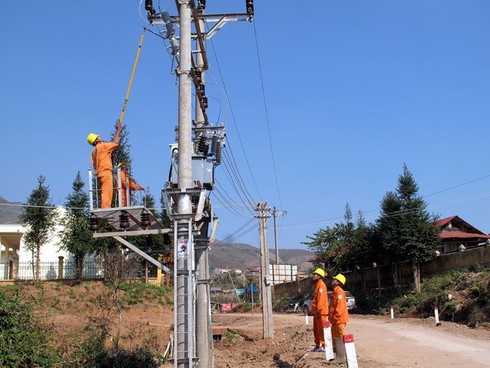 Đồng Nai đầu tư gần 400 tỷ đồng cho mạng lưới điện - ảnh 1