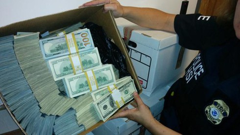 Mỹ triệt phá vụ rửa tiền ma túy thông qua kinh doanh thời trang - ảnh 1