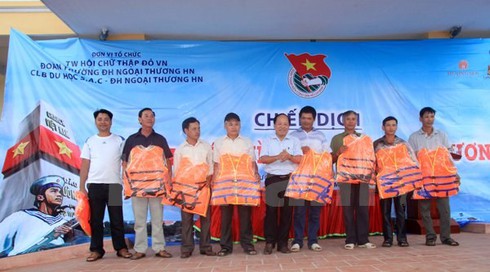 Hỗ trợ ngư dân Thái Thụy, Thái Bình bám biển đánh bắt hải sản - ảnh 1