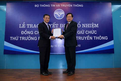 Công bố và trao quyết định bổ nhiệm Thứ trưởng Bộ TT&TT - ảnh 1