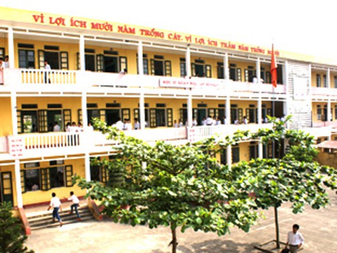 Đơn vị sự nghiệp giáo dục tự chủ được thu dịch vụ đào tạo - ảnh 1