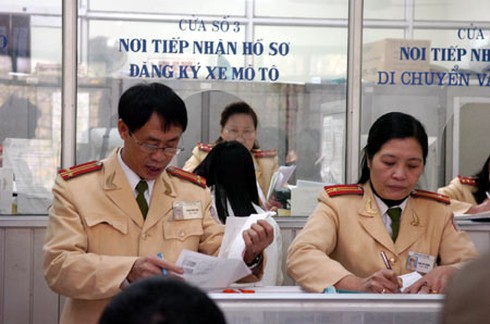 Xe không chính chủ: “Di chứng” từ