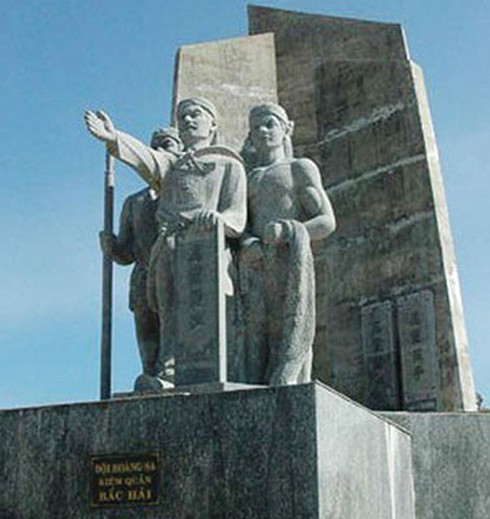 Ngư dân bám biển Hoàng Sa: Gan góc, thạo nghề và yêu Tổ quốc - ảnh 3