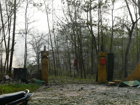 Vụ nổ nhà máy pháo hoa ở Phú Thọ: Tang tóc trùm phố núi - ảnh 10