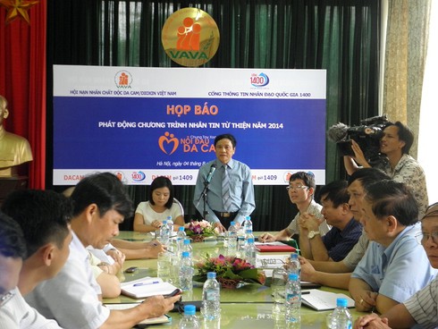 Phát động nhắn tin từ thiện