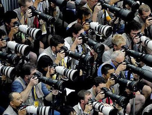 Chuyện “ai cũng được phạt báo chí”: Sửa chỉ là nửa vời - ảnh 1