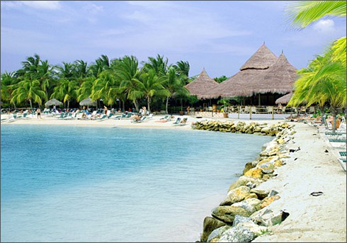 Cần đánh thức tiềm năng du lịch biển Việt Nam - ảnh 1