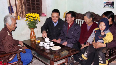 Lạ lùng, đầm ấm