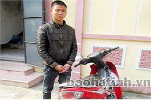 Thiếu tiền ăn chơi, vào luôn siêu thị