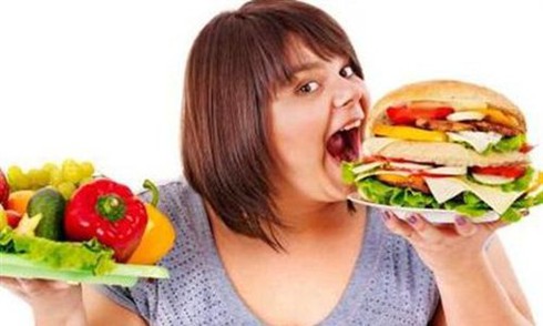 Cách ăn uống tránh “rước bệnh vào thân” ngày Tết - ảnh 1