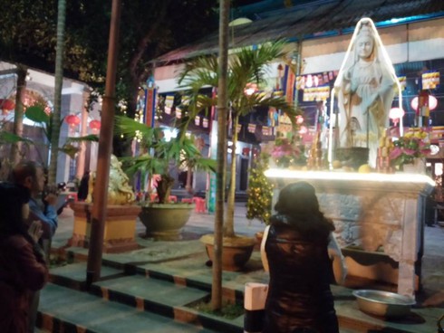 Khoảng lặng đầu năm khi gặp