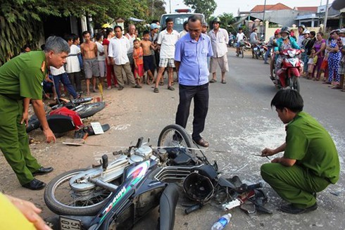 'Ma men' gây tai nạn kinh hoàng, 5 người thương vong - ảnh 1