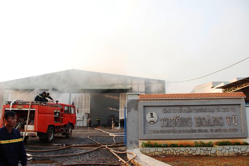 Cháy lớn tại Cụm Công nghiệp Tân An - ảnh 1