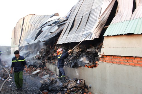 Cháy lớn tại Cụm Công nghiệp Tân An - ảnh 4