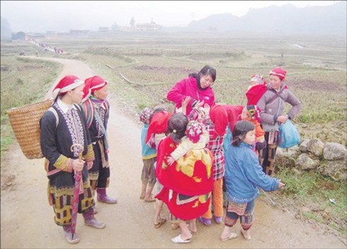 “O Tím Huế” mê phượt - ảnh 1