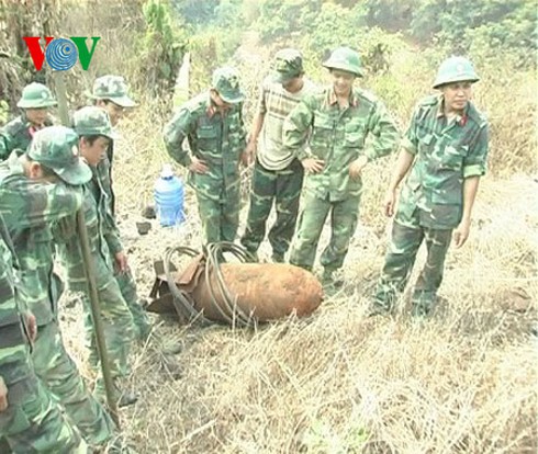 Hủy nổ quả bom nặng gần 350kg ở Đắk Nông - ảnh 2