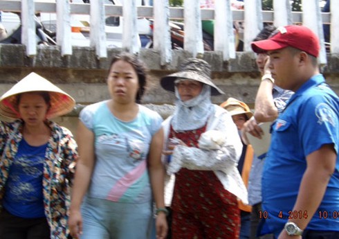 Nhảy xuống sông cứu người tự tử, quay lên bờ mất sạch tư trang - ảnh 3