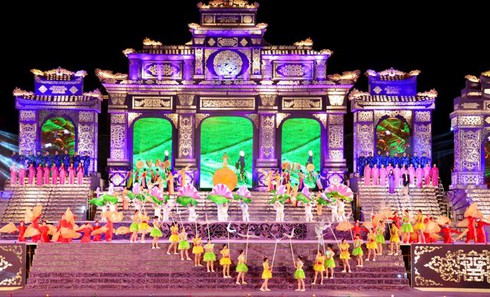 Chùm ảnh: Huế đã sẵn sàng cho ngày khai mạc Festival 2014 - ảnh 1