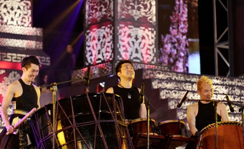 Chùm ảnh: Huế đã sẵn sàng cho ngày khai mạc Festival 2014 - ảnh 10