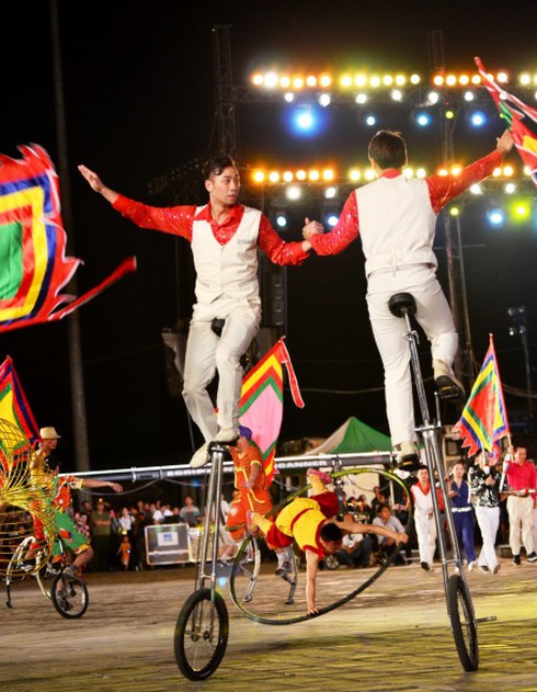 Chùm ảnh: Huế đã sẵn sàng cho ngày khai mạc Festival 2014 - ảnh 11