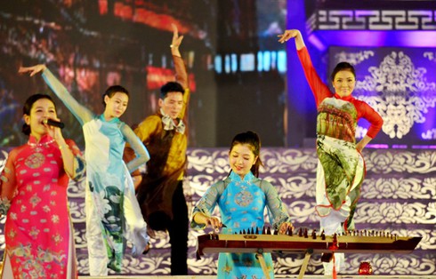 Chùm ảnh: Huế đã sẵn sàng cho ngày khai mạc Festival 2014 - ảnh 8