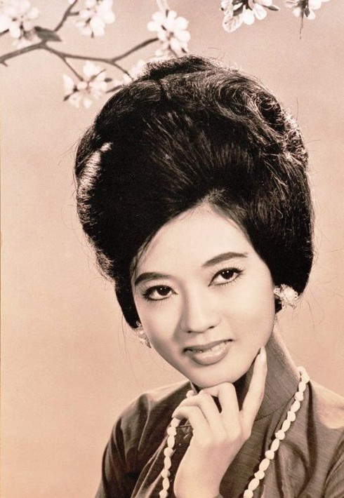 Chùm ảnh: Vẻ đẹp mê hồn của người đẹp Việt đầu thế kỷ 20 - ảnh 16