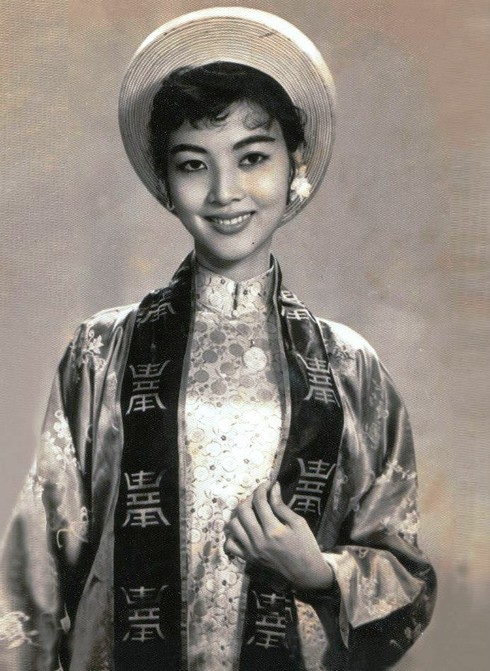 Chùm ảnh: Vẻ đẹp mê hồn của người đẹp Việt đầu thế kỷ 20 - ảnh 7