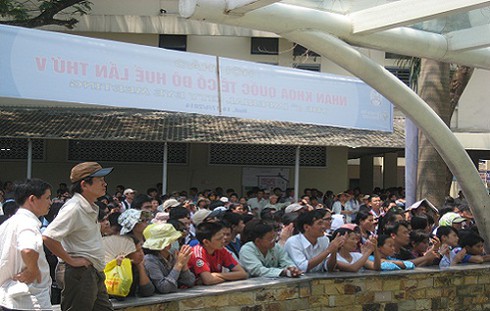 Festival Huế 2014: Mang âm nhạc đến với người bệnh - ảnh 2