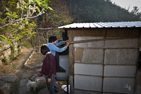 Đôi vợ chồng trẻ bỏ thành thị lên núi ở ẩn - ảnh 4