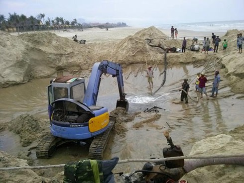 Phát hiện xác máy bay ở bờ biển Thừa Thiên Huế - ảnh 2