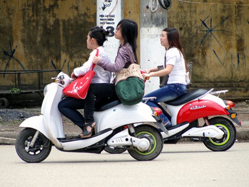 Xe máy điện không có giấy tờ, mua trước 1-7-2009 vẫn được đăng ký - ảnh 1