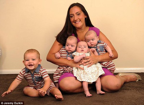 Trong vòng 9 tháng, 2 lần sinh con - ảnh 1