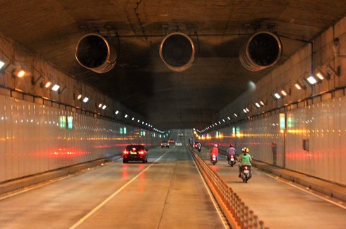 Bắn pháo hoa mừng 2/9, tối nay, cấm xe máy qua hầm Thủ Thiêm - ảnh 1