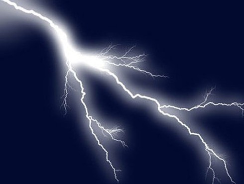 Mò bắt sìa, một phụ nữ bị sét đánh chết - ảnh 1