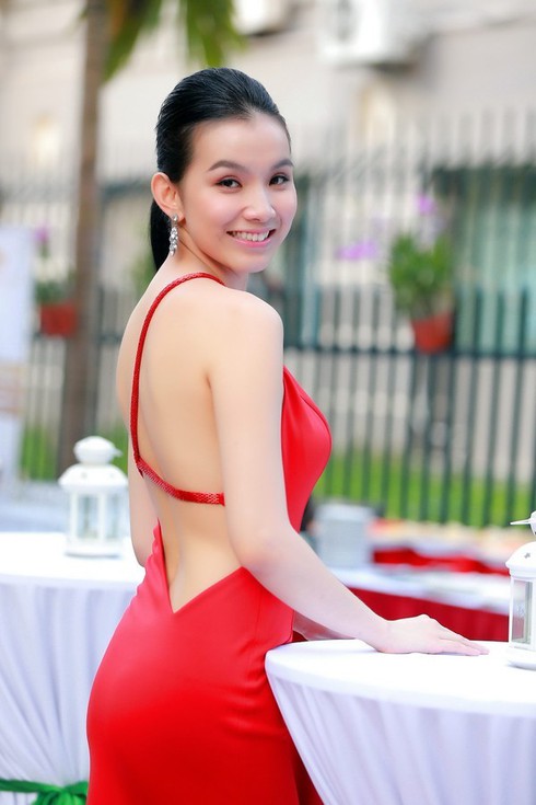 Những Hoa hậu “độc nhất vô nhị” trong lịch sử thi nhan sắc Việt Nam - ảnh 14