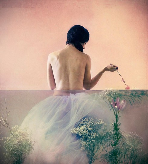 'Cuộc sống hai mặt', bộ ảnh phơi bày bản chất con người - ảnh 11