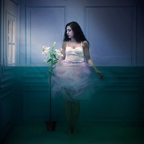 'Cuộc sống hai mặt', bộ ảnh phơi bày bản chất con người - ảnh 12